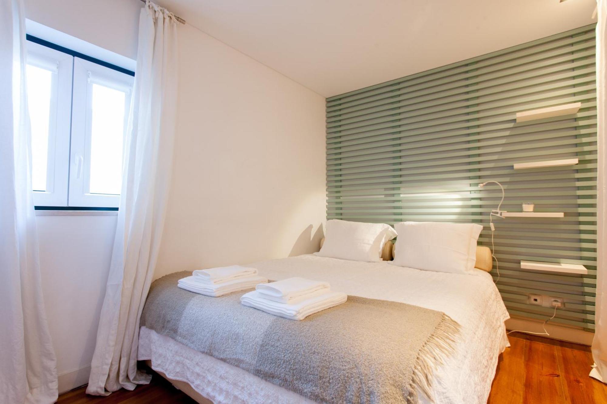 Апартаменты Flh Bairro Alto Loft With Sunny Terrace Лиссабон Экстерьер фото