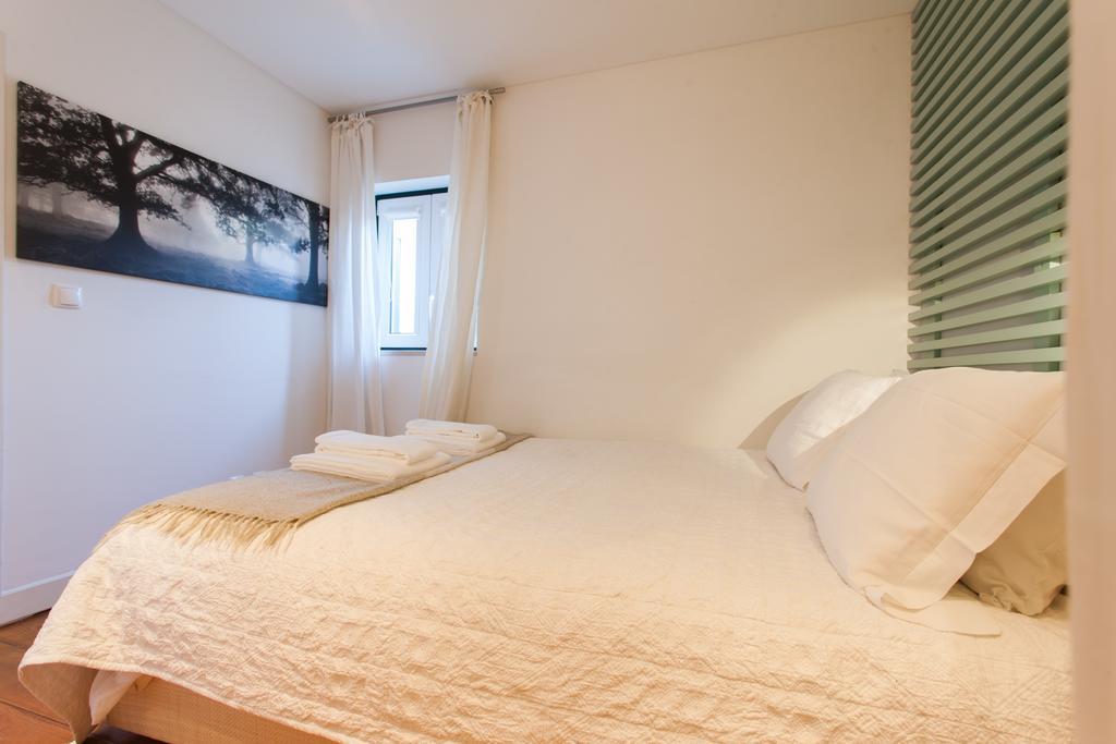 Апартаменты Flh Bairro Alto Loft With Sunny Terrace Лиссабон Экстерьер фото